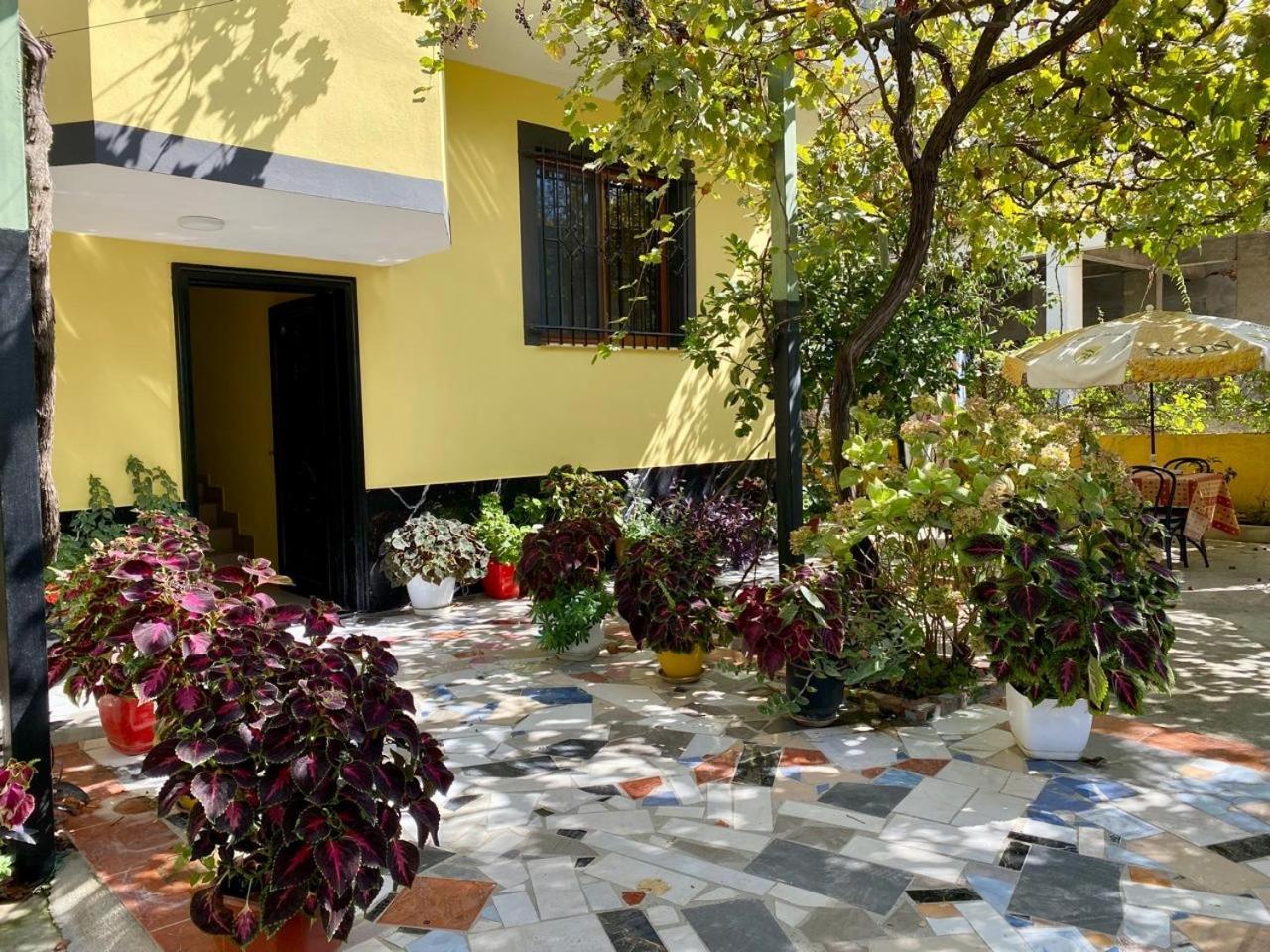 H&A Guest House Golem  Luaran gambar
